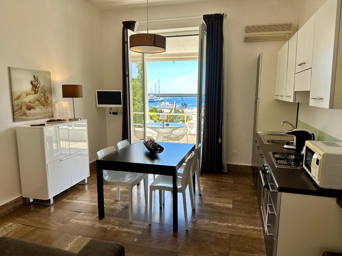 Abitare In Vacanza La Caletta Bagian luar foto